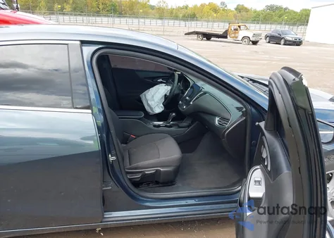 2019 Chevrolet Malibu Lt from USA, damaged, VIN 1G1ZD5ST6KF169206